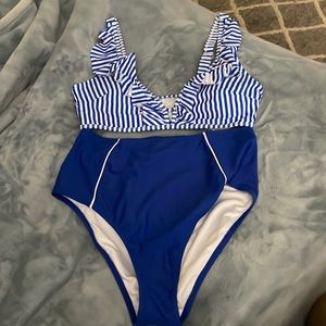 High waisted bikini